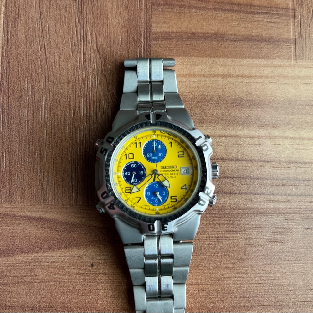 COPY - Seiko 7T32-6K19 Yellow Dial Blue Sun Dials
